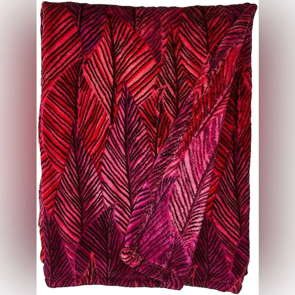 Banana Leaves Fuchsia- Travel Blanket w/ Trolley Sleeve